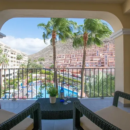 Cozy With Heated Swimming Pool *
