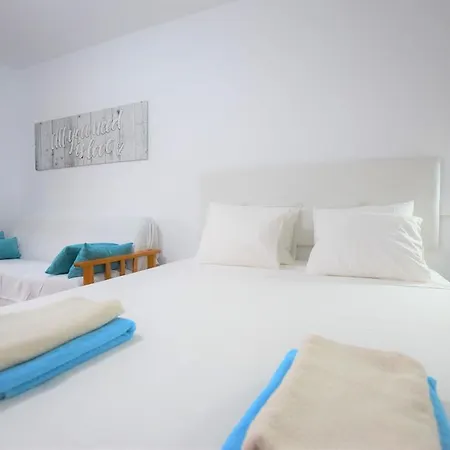 Cozy With Heated Swimming Pool Lejlighed *